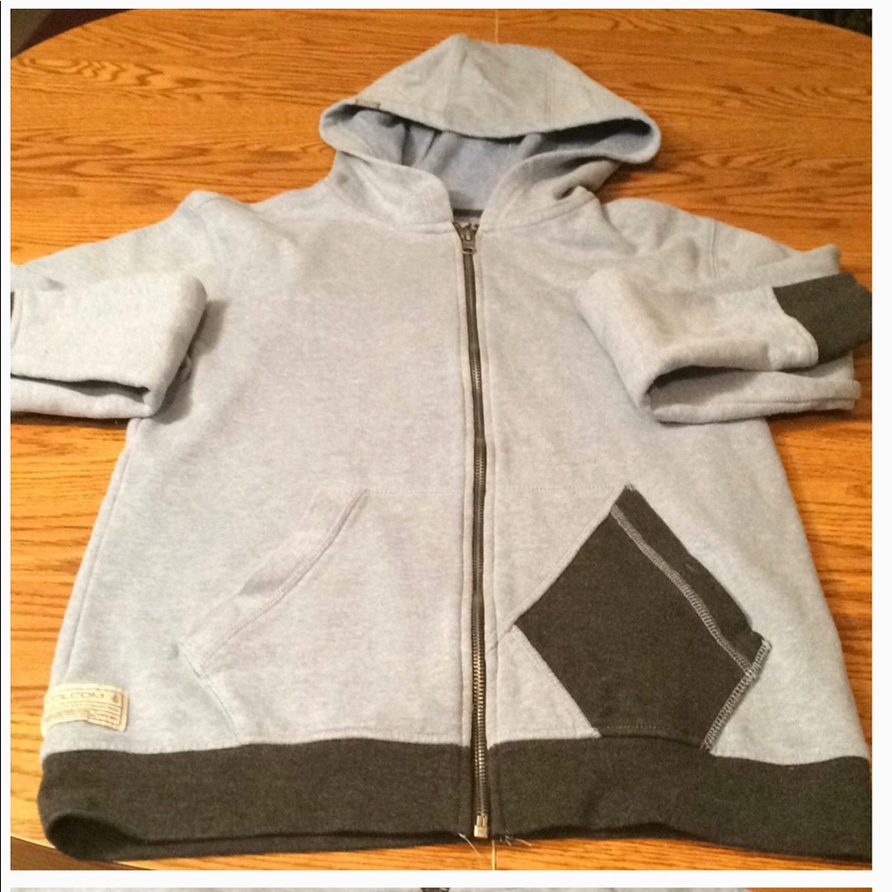 $8 Volcom women’s extra large jacket